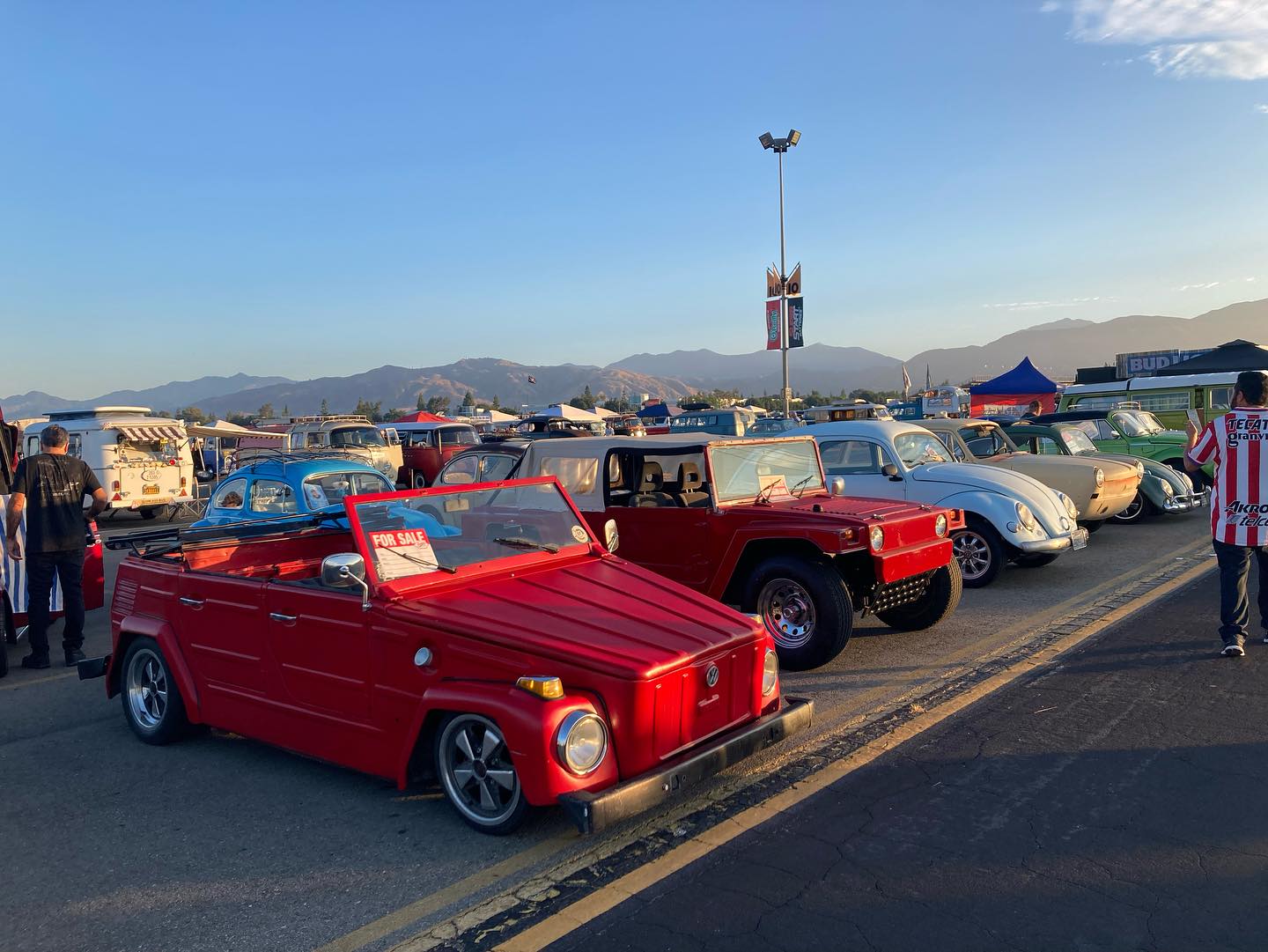 Pomona Swap Meet & Classic Car Show☆ BUGS GARAGE